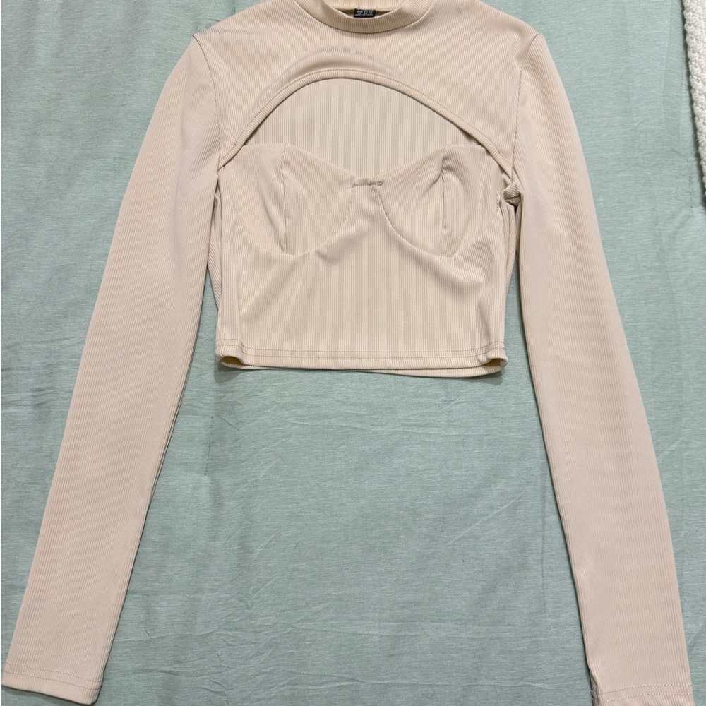 Cropped cutout long sleeve top